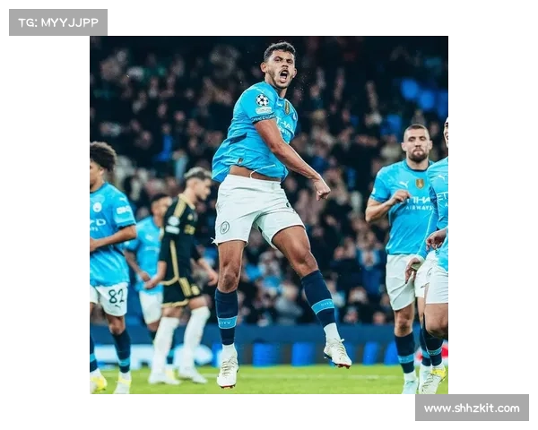 曼城7号后卫惊艳全场 多次关键救险助球队稳固防线